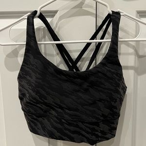 Lululemon size 6 sports bra